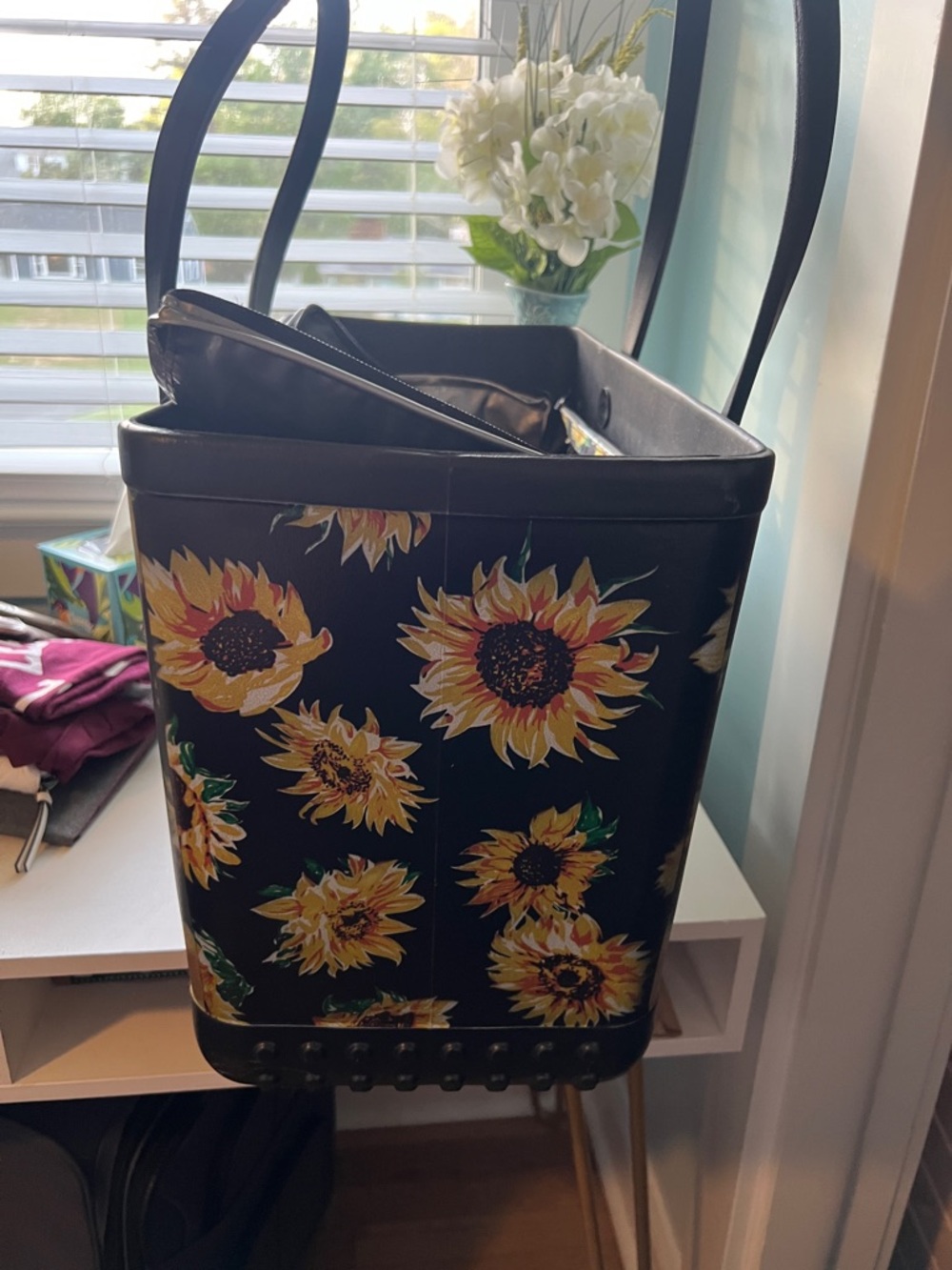 Simply Southern Black Tote with Sunflower Print - Picture 4 of 4